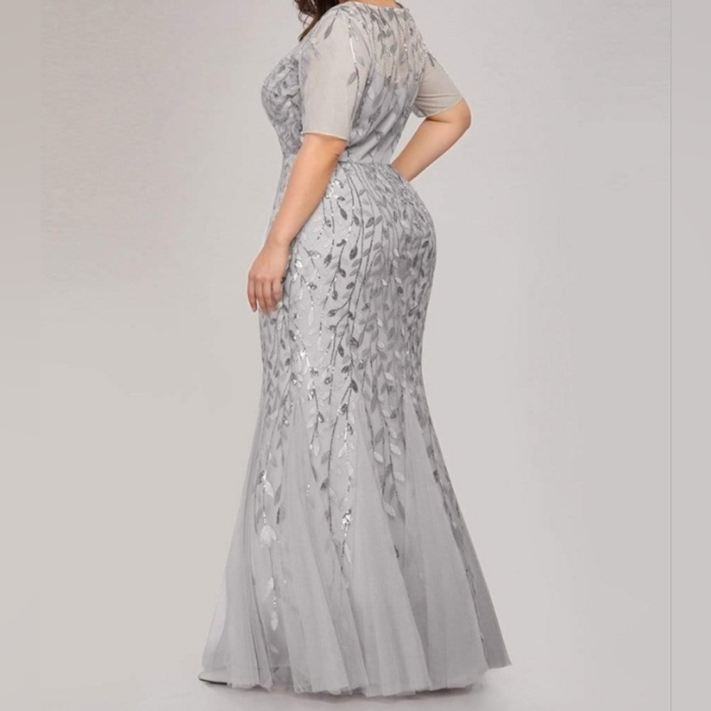 NWT Ever Pretty White Floral Sequin  Formal Evening Wedding Dress Size 8XL (24) - Picture 2 of 12